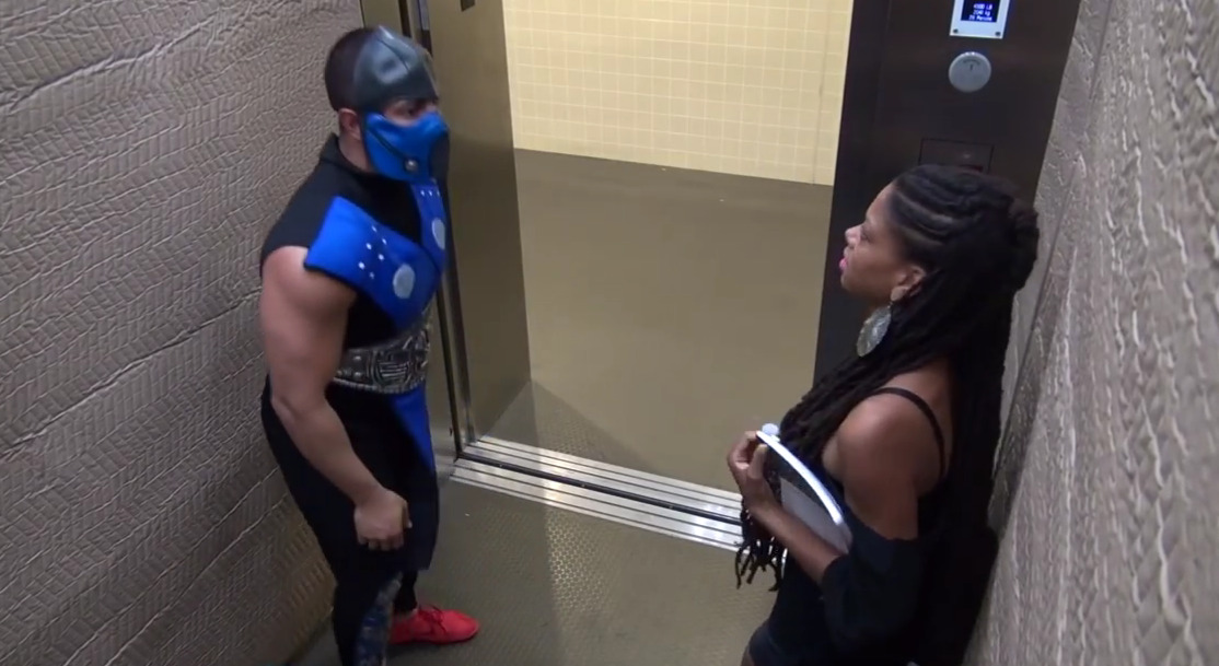 Φάρσα με θέμα το Mortal Combat σε ασανσέρ